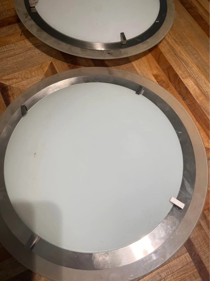 Flush Mount Ceiling Light Fixtures and Light Bulbs