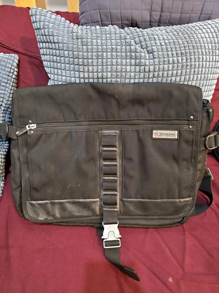 Victorinox Messenger Bag
