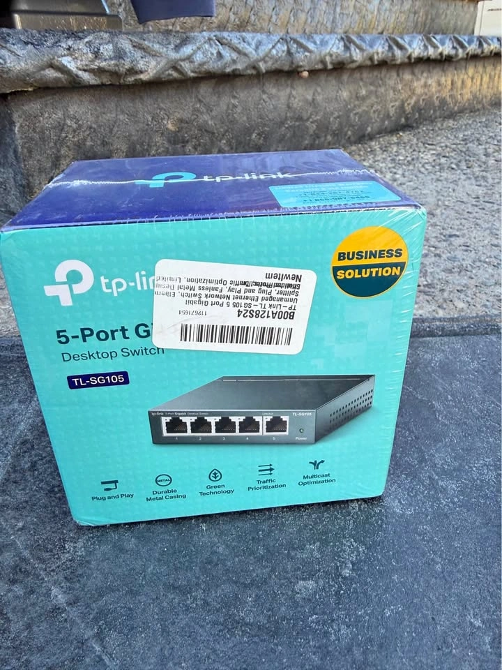TP-Link 5-Port Gigabit Ethernet Switch – New & Sealed