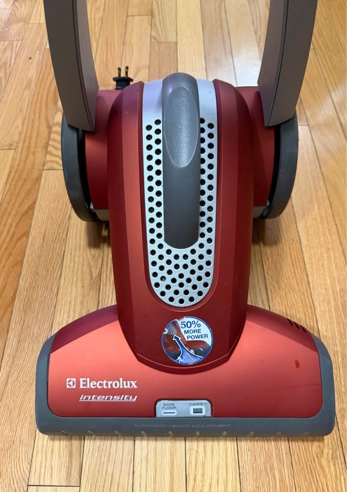 Electrolux Intensity EL5020AZ Vacuum Cleaner + 2 Original Filter - photo 3