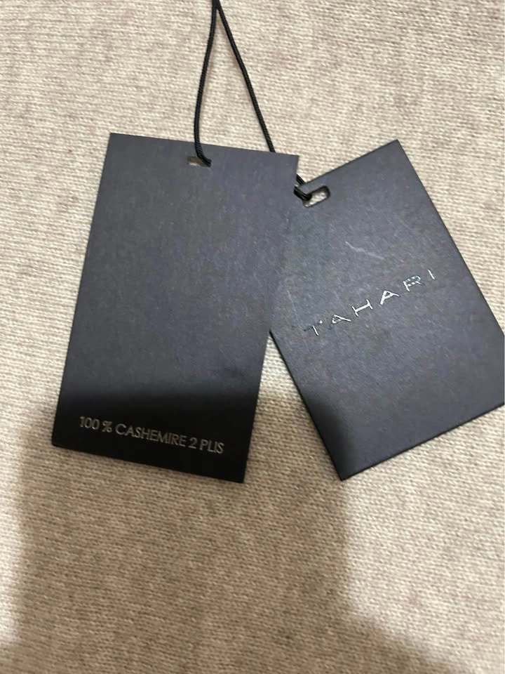 Brand new cashmere sweater by Tahari - photo 4