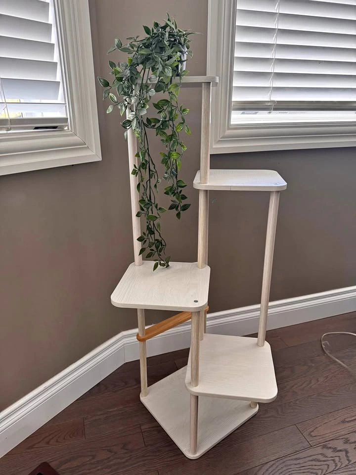 Reversible 4-shelf Plant Stand