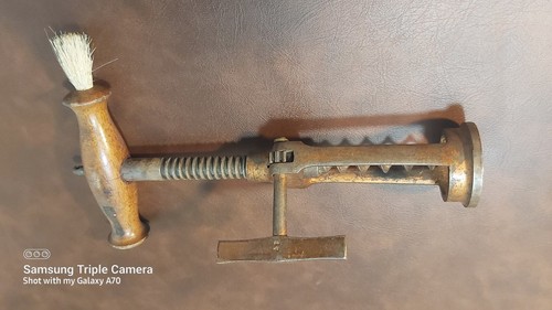 19THC VICTORIAN RACK & PINION MECHANICAL CORKSCREW WITH BRUSH - photo 5