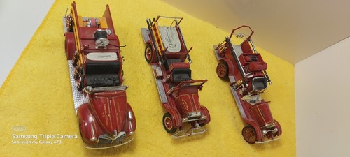Lot Of 3 Vintage Fire Trucks 1/32 Diecast National Motor Museum - photo 2