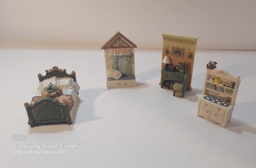 AVON GIFT COLLECTION CADE (Victorian Memories Miniature Furnitur - photo 3
