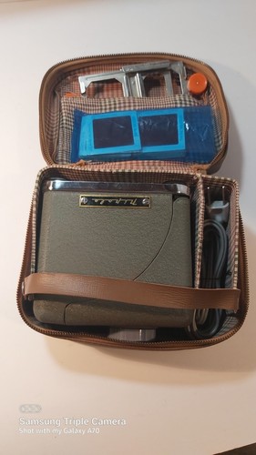 RARE NIPOLE 35mm Compact Folding Portable Slide Projector - photo 3