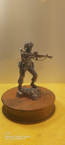 Vintage WWII Tin Soldier Statue with Wooden Base - photo 4