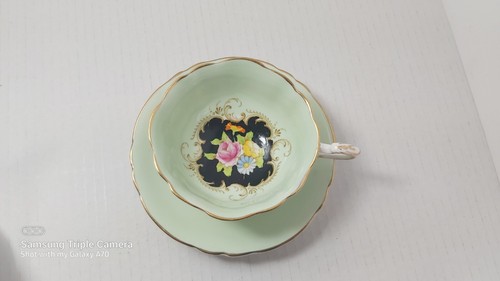 Paragon Double Warrant Teacup & Saucer light Green- Roses. - photo 3