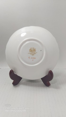 Paragon Double Warrant Teacup & Saucer light Green- Roses. - photo 5
