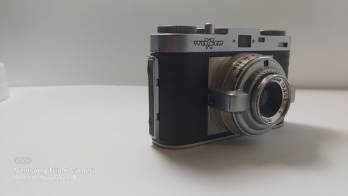 Wirgin Edixa 35mm Viewfinder Camera with Isco Isconar Lens - photo 3