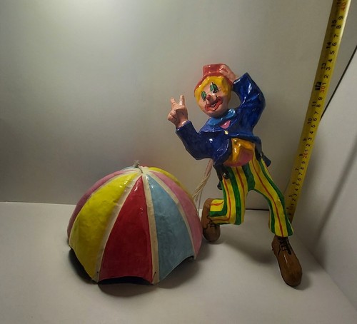 Vintage 1973 Paper Mache Clown Parachute with Peace Sign - photo 5