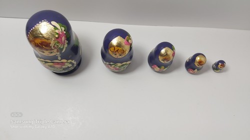 Vintage Russian Matrioshka Hand Painted 5 Wooden Nesting Dolls - photo 2