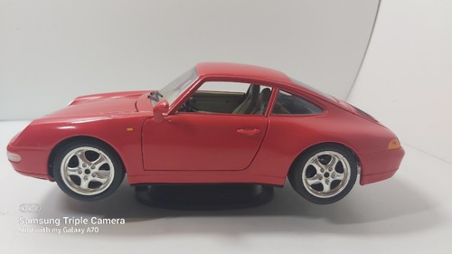 Vintage Burago Porsche 911 Carrera 1993 1:18 Die Cast Car - photo 2