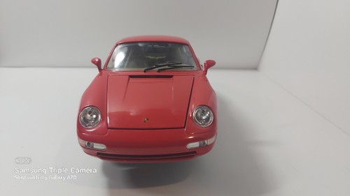 Vintage Burago Porsche 911 Carrera 1993 1:18 Die Cast Car - photo 4