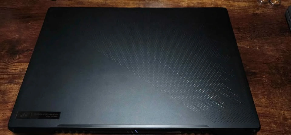 ASUS ROG Zephyrus M16 Gaming Laptop - photo 2
