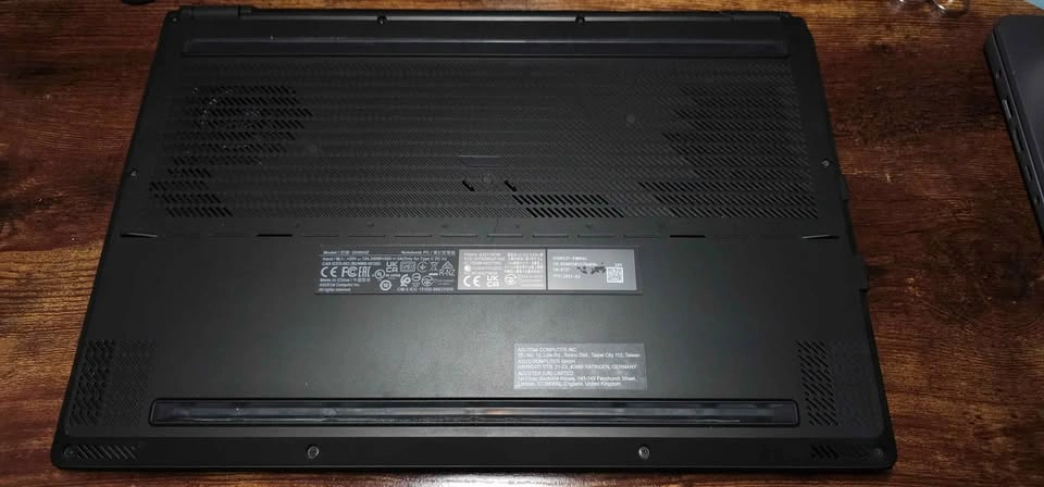 ASUS ROG Zephyrus M16 Gaming Laptop - photo 5