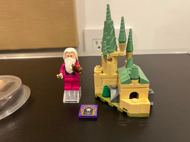 Lego Harry Potter Minifigures and Mini Hogwarts 30435 - photo 2