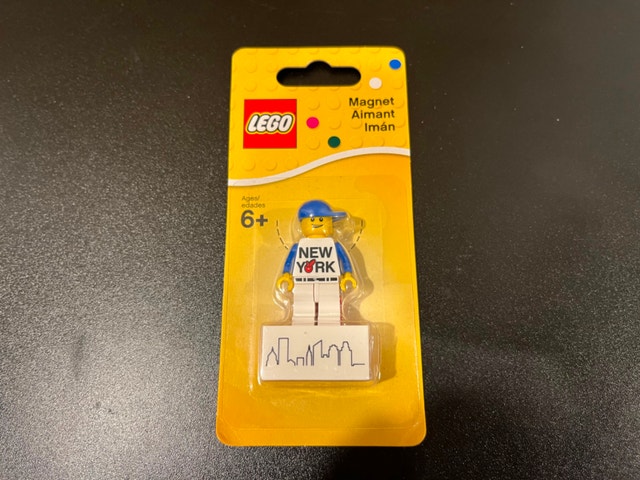Lego New York Minifigure Magnet 853599