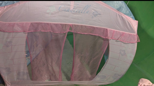 RARE GIANT Disney princess Pop Up Castle w/ Furniture - photo 5
