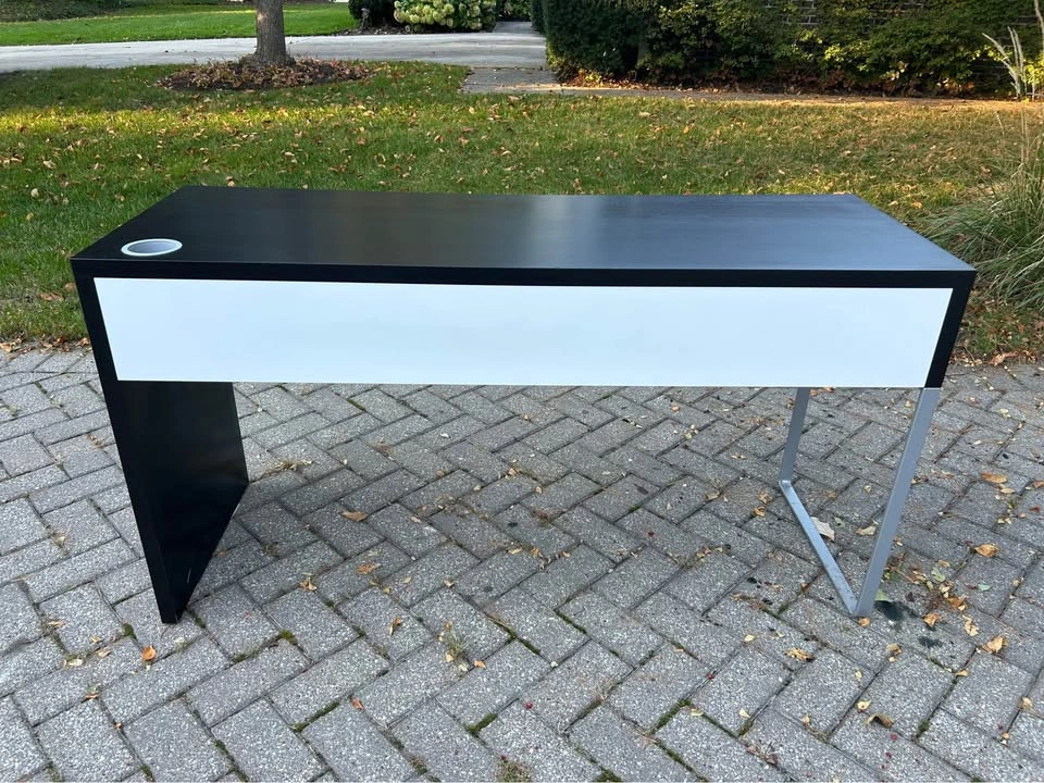 Modern Office Desk 56” x 20” x 29.5” High - photo 4