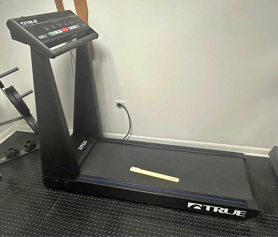 True Treadmill Model 450P