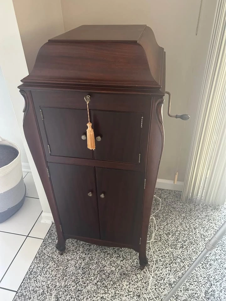 Vintage Victrola VV-XI - photo 2