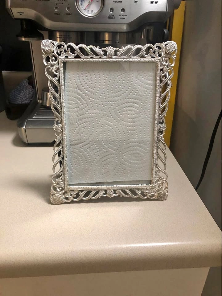 Vintage Gold Tone Filigree Picture Frame