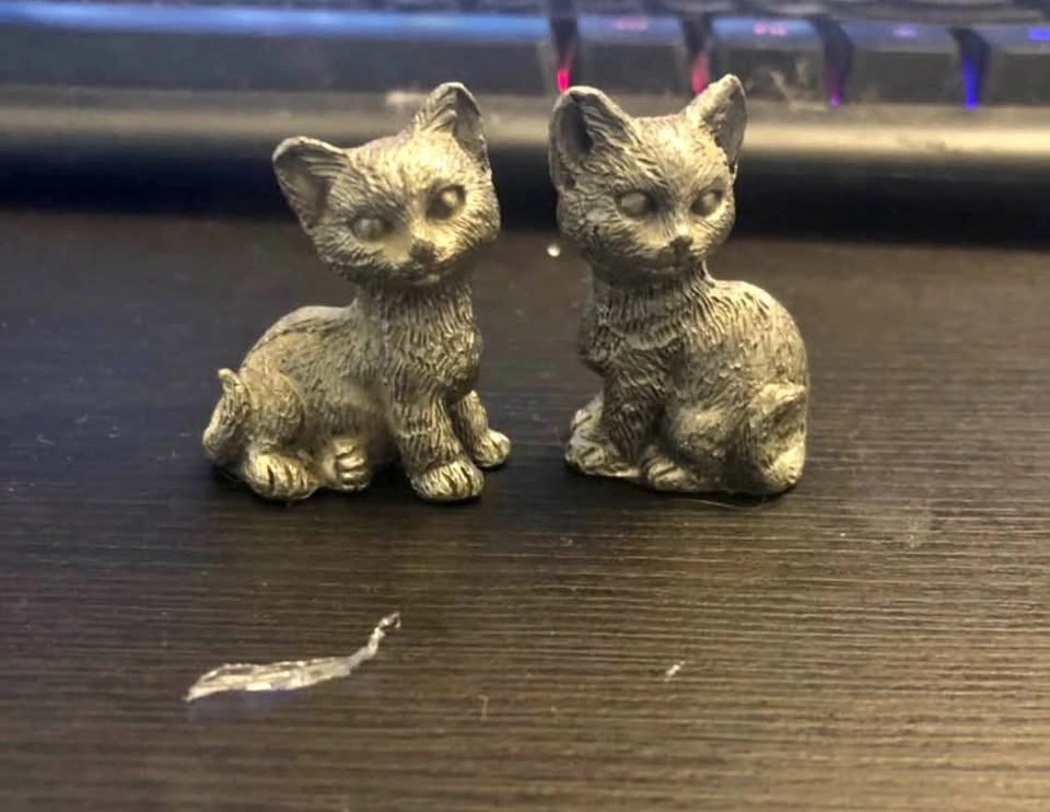 Vintage Pewter Cat Figurines - Set of 2