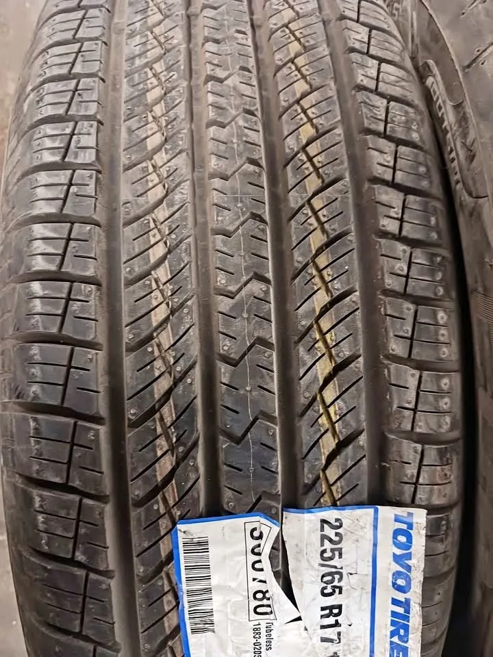225 65 r17 NEW Toyo Open Country A20 All Season Tire thumbnail