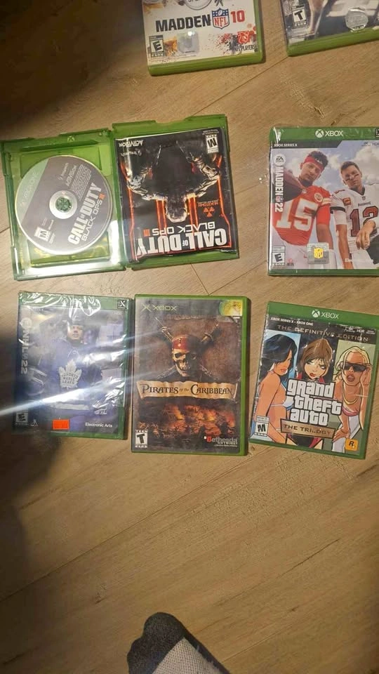Game Xbox Bundle (Xbox One, 360, Original) - Some Sealed!