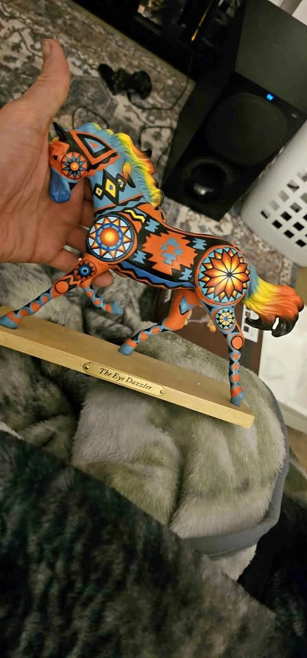 Retired Summer 2018 release of "The Eye Dazzler" by Sarah C. Gei