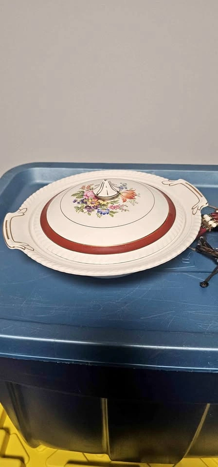 Vintage 1930s Johnson Bros "Old English" Covered Serving Dish