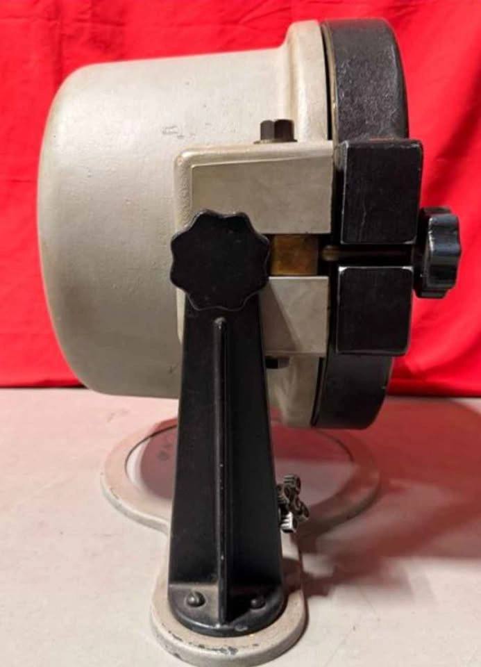RARE WWII RCAF Aircraft Instrument Vacuum Test Chamber - photo 4