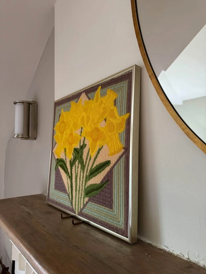 Vintage Framed Daffodil Needlepoint Wall Art - photo 3