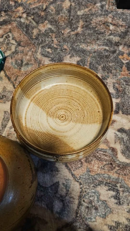 Vintage 2-Piece Studio Art Pottery Set (Signed) - photo 5