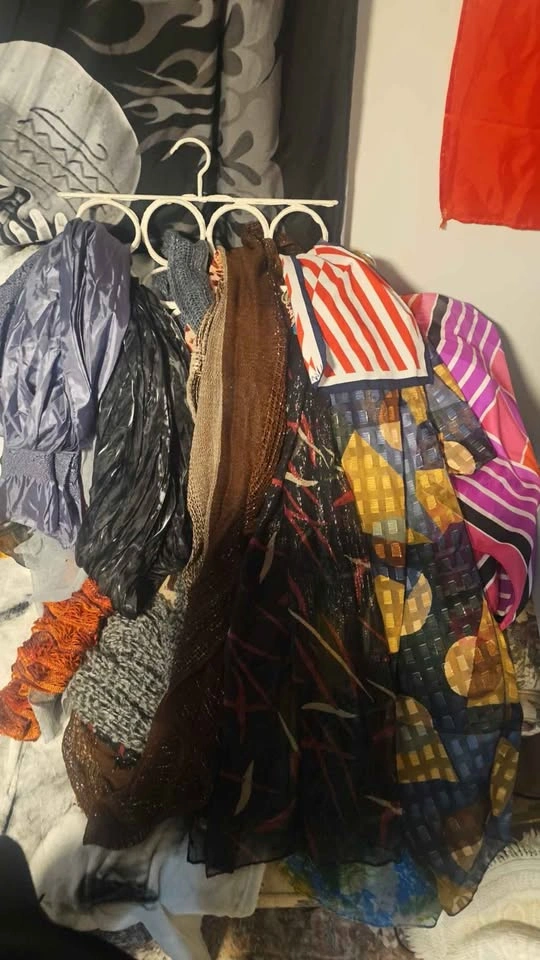 35+pc Wholesale Vintage Scarf Lot - Silk, Designer, Y2K - photo 2