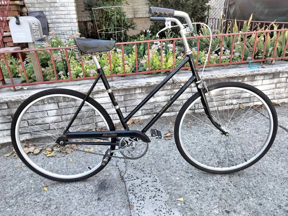 1937 Raleigh Sports. W/ Modern wheels