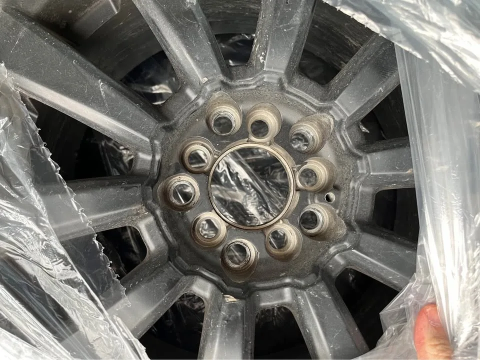 Bridgestone BLIZZAK snow tires winter tire with the rim 4 as set image indicator(6)