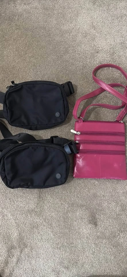 $10 each Belt or cross over bags - photo 3