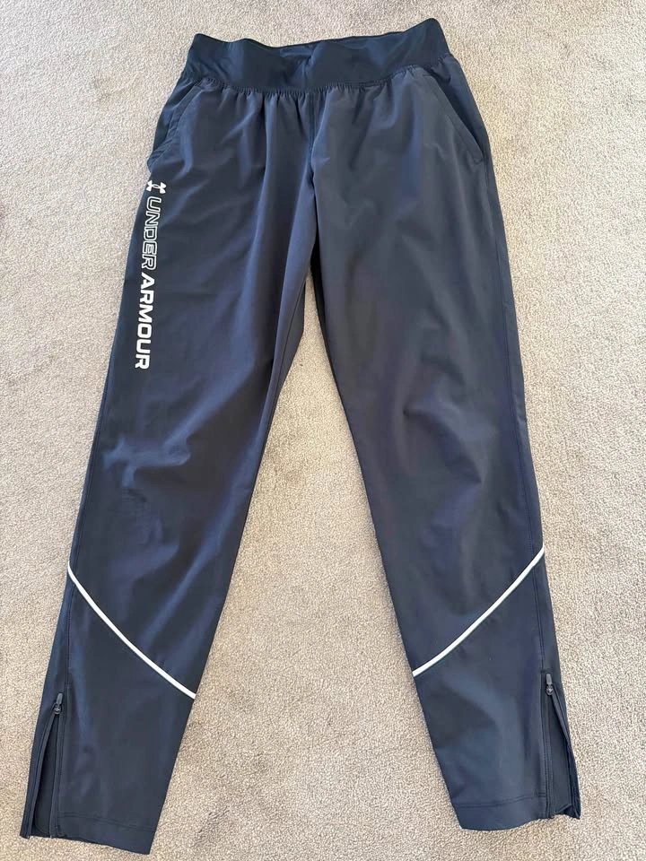 Ladies size S Under Armour Track Pants