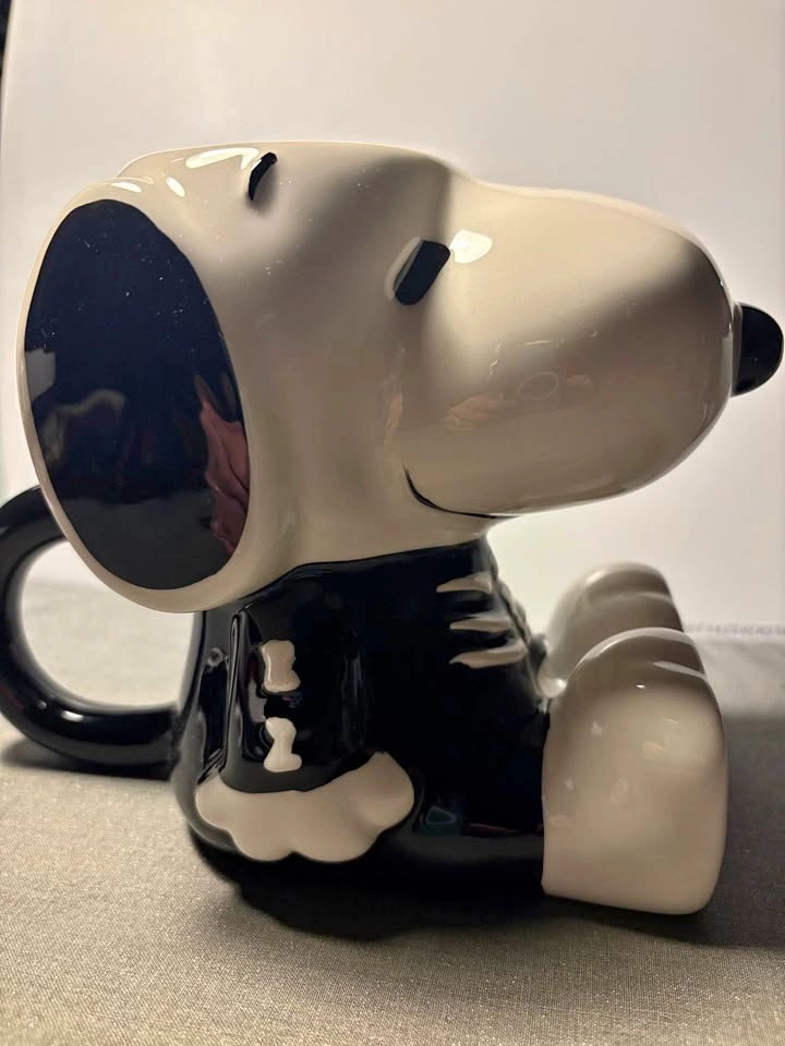 Peanuts snoopy mug