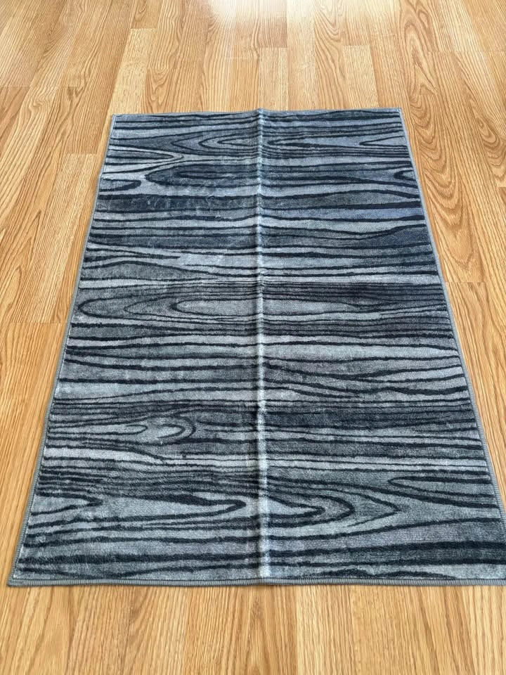 Modern 2x3 ft Area Rug - New, Cozy, Washable & Non Slip - photo 2