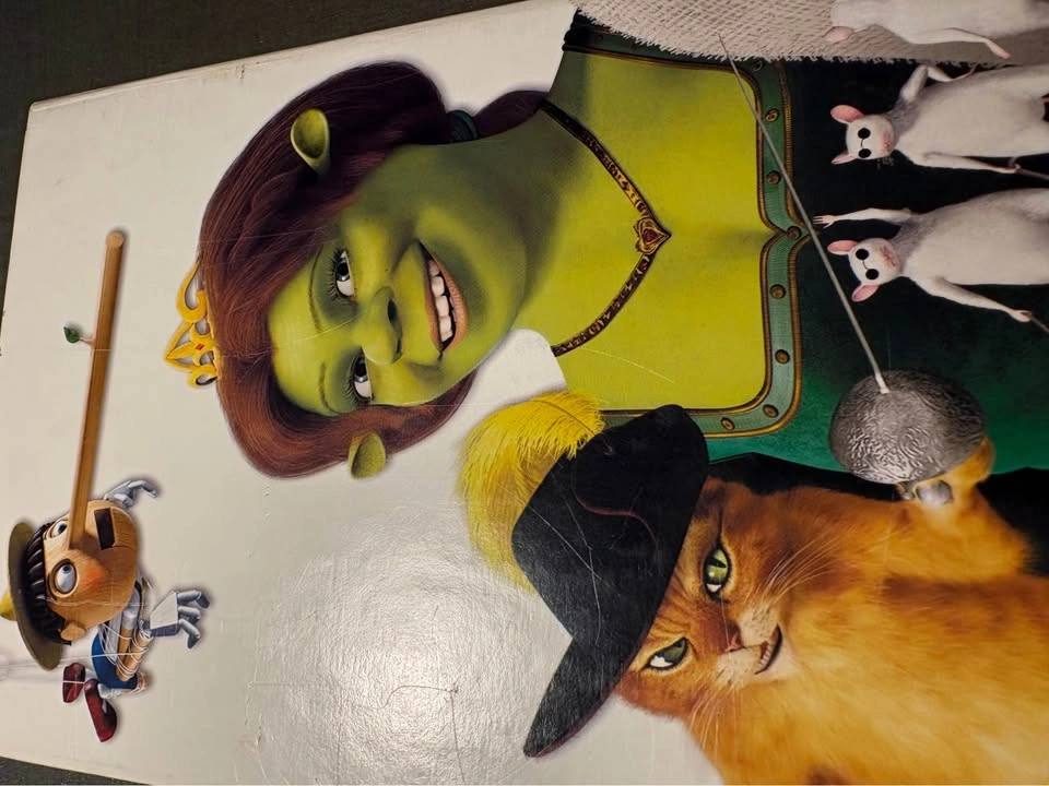 Shrek the story so far 3 dvd box set - photo 5