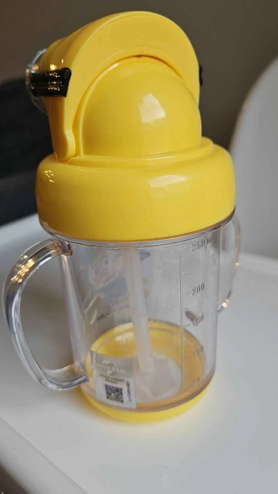 Universal Studios Minions Sippy Cup - photo 2