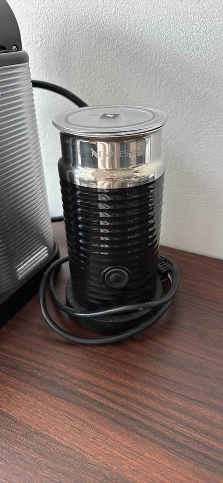 Nespresso Vertuo with milk frother and 30 pods - photo 2