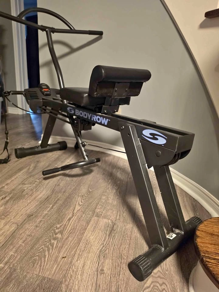 Stamina BodyRow Rowing Machine – Like New