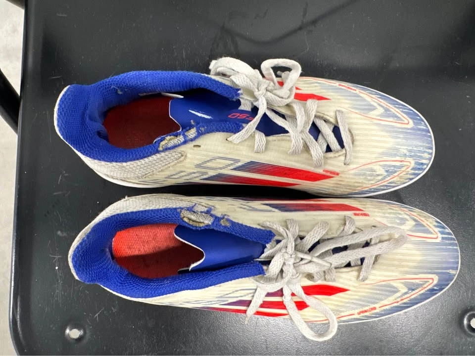Adidas F50 Indoor Soccer Shoes for Kids Size 5 - photo 5
