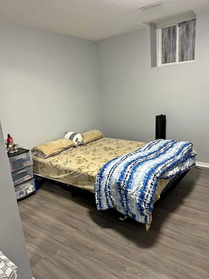 Private room for rent