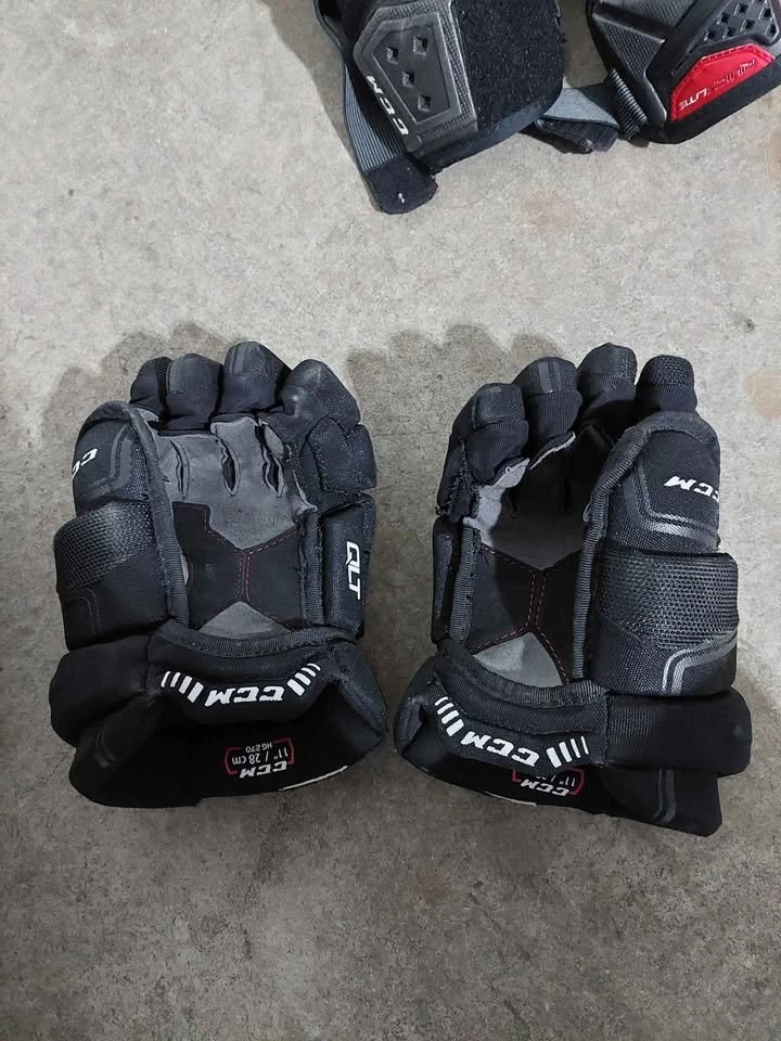 Kids hockey gear - photo 3