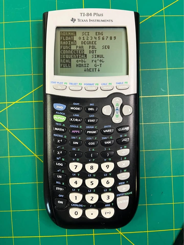 Texas Instruments TI-84 Plus Graphing Calculator w/ Cover & Guid - photo 5